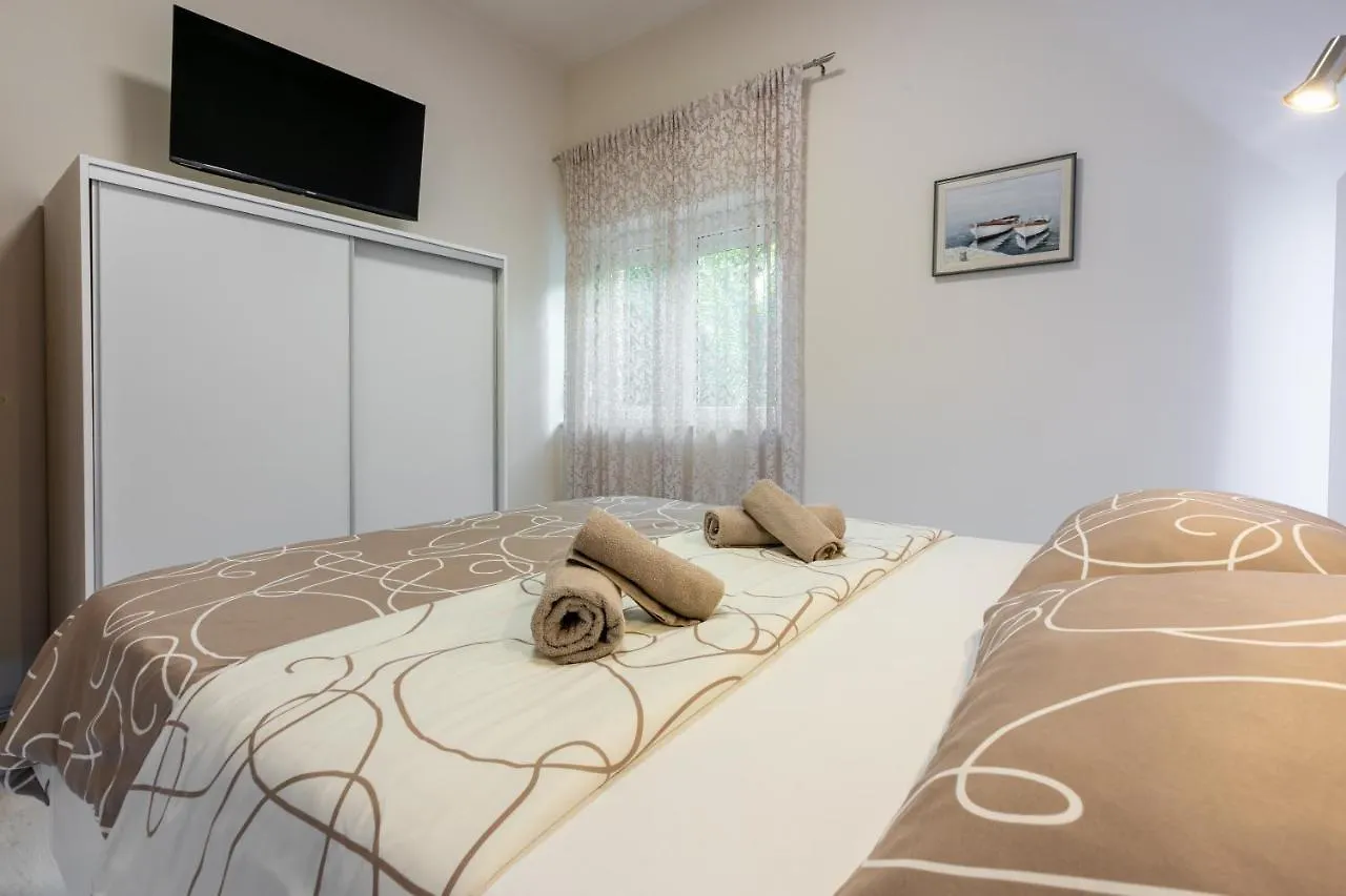 Apartments Abros Crikvenica 0*,  Croatia