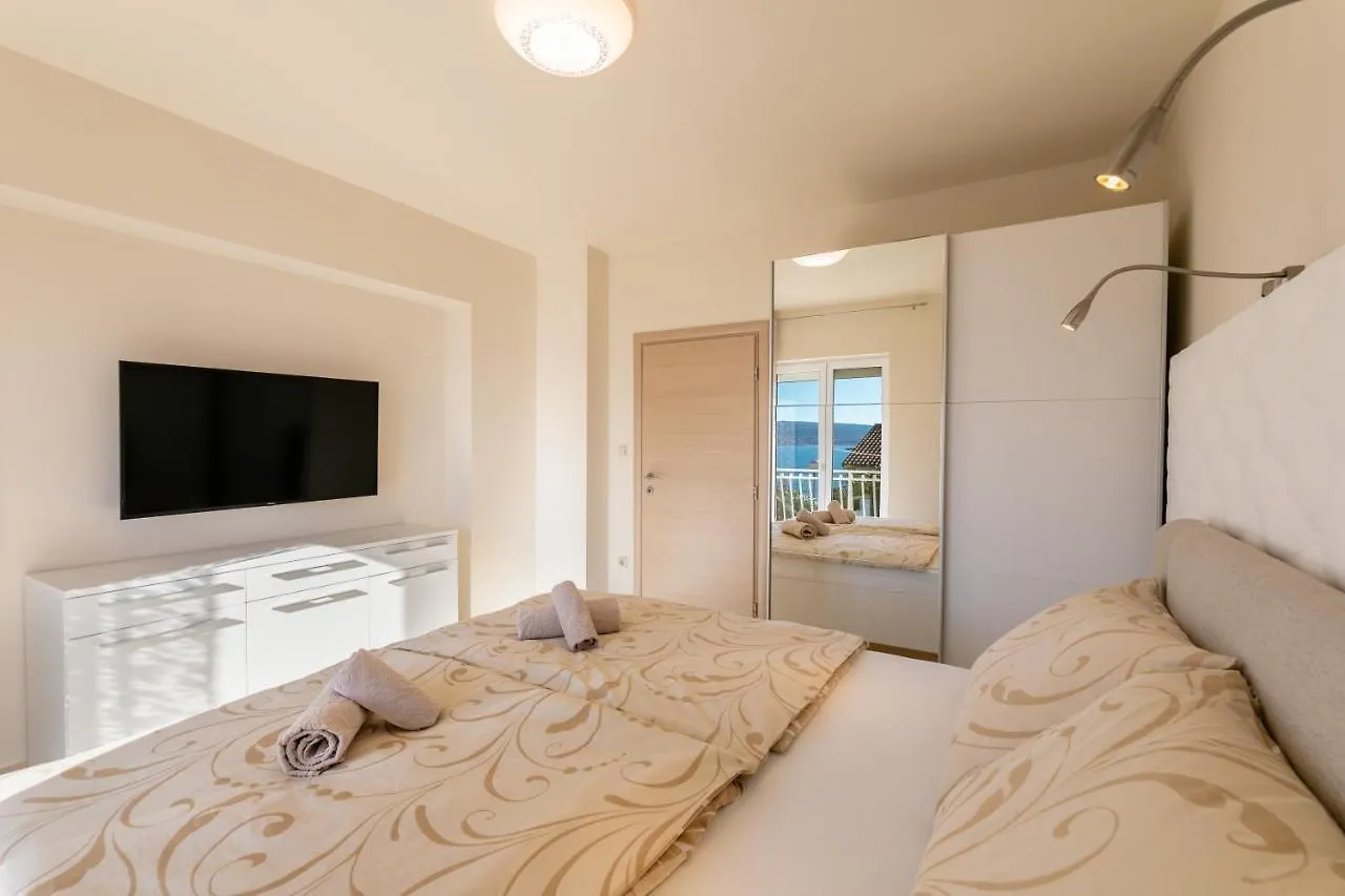 Apartments Abros Crikvenica 0*,  Croatia