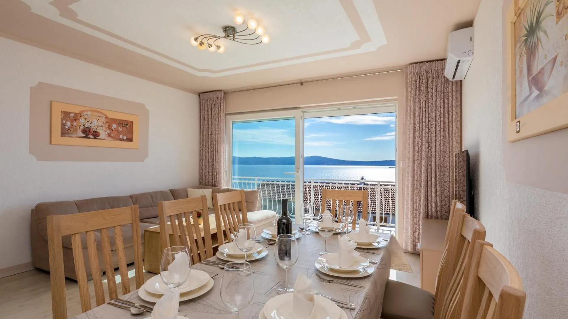 Apartments Abros Crikvenica 0*,